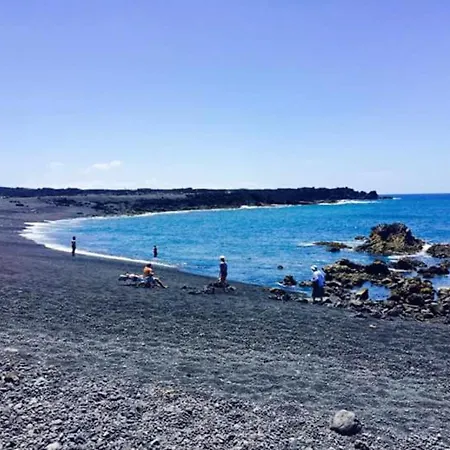 Cozy House In + Terrace Hébergement de vacances