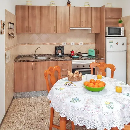 Cozy House In + Terrace Hébergement de vacances *