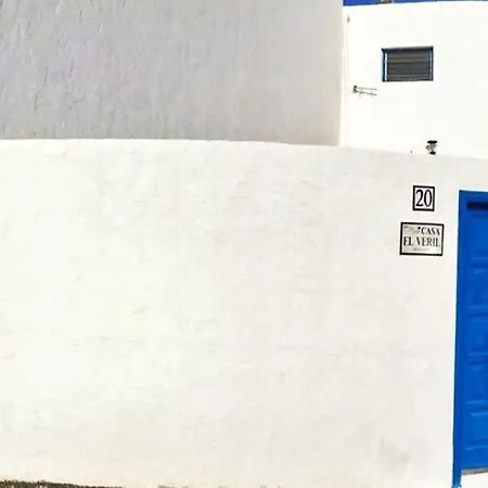 Cozy House In + Terrace Dom wakacyjny El Golfo