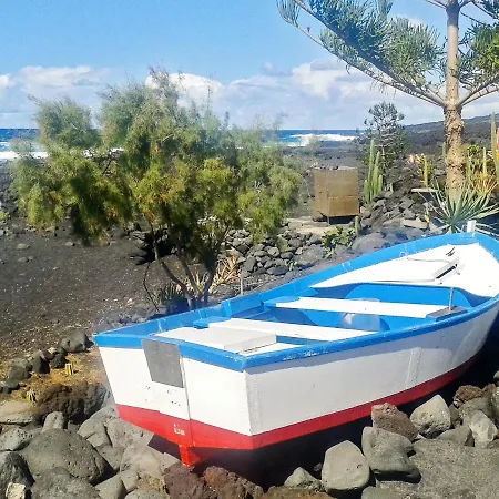 Cozy House In + Terrace