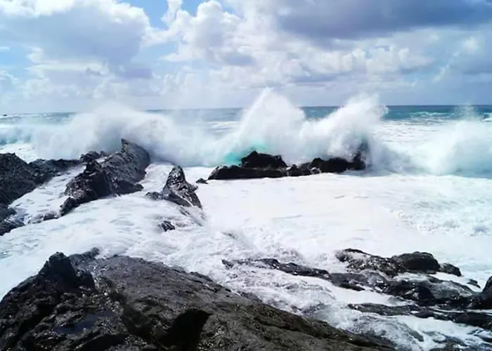 Сasa de vacaciones Cozy House In + Terrace El Golfo