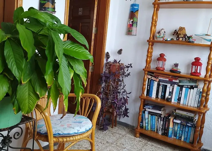 Cozy House In + Terrace *