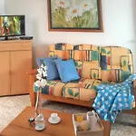 Semesterbostad Cozy House In El Golfo + Terrace